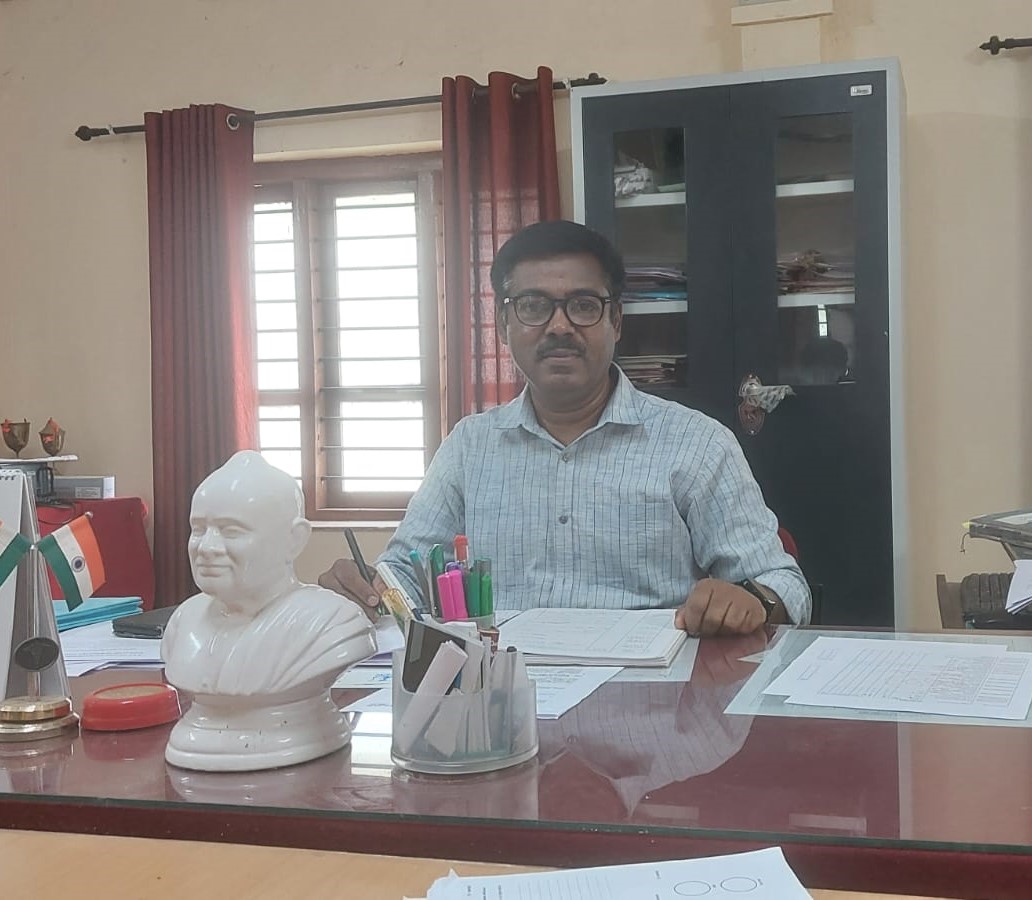 Dr. Praveen N